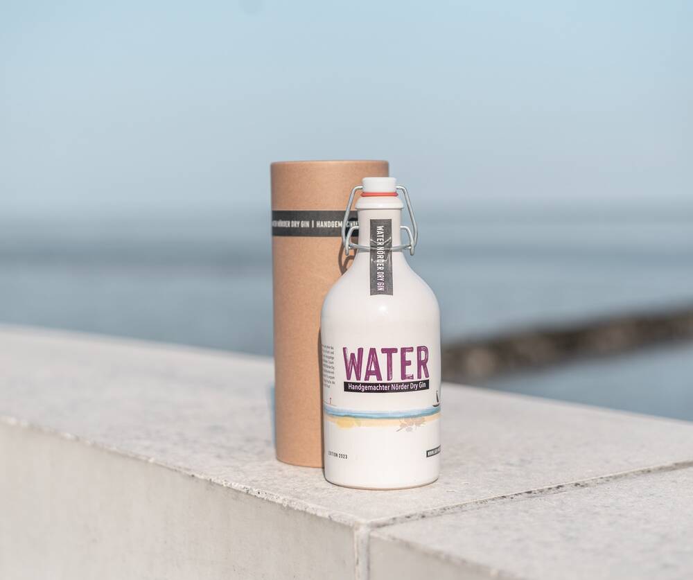 WATER mit Geschenkdose